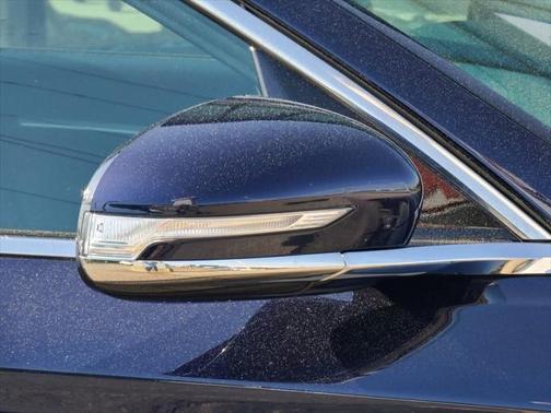 2023 Genesis G70 2.0T AWD