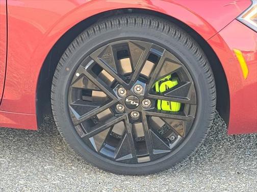 2025 Kia K5 GT