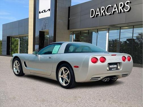 2001 Chevrolet Corvette Base