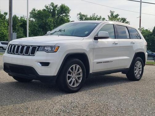 2022 Jeep Grand Cherokee Laredo