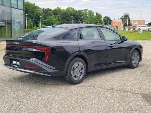 2025 Kia K4 LX