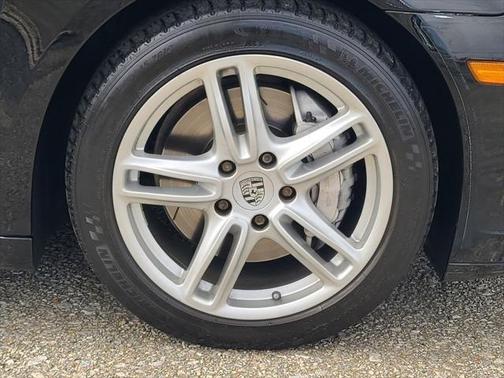 2011 Porsche Panamera 4
