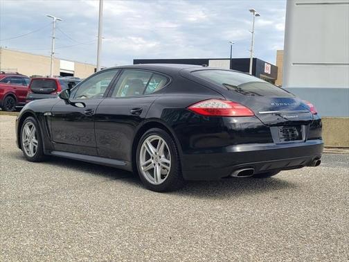 2011 Porsche Panamera 4
