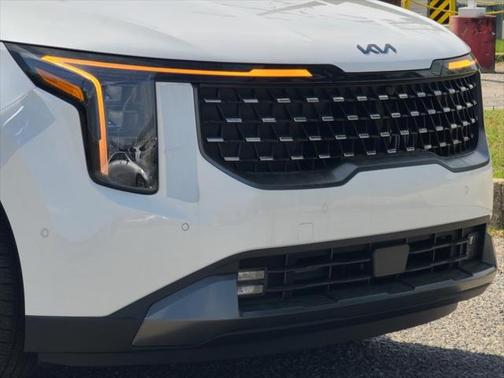 2025 Kia Carnival Hybrid SX