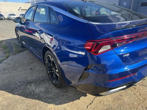 2024 Kia K5 GT-Line