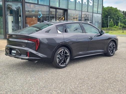 2025 Kia K4 GT-Line
