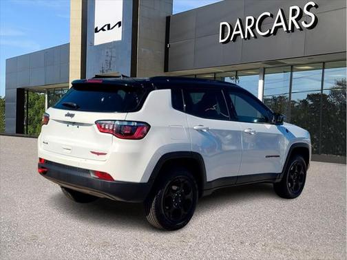 2023 Jeep Compass Trailhawk