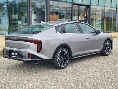2025 Kia K4 GT-Line