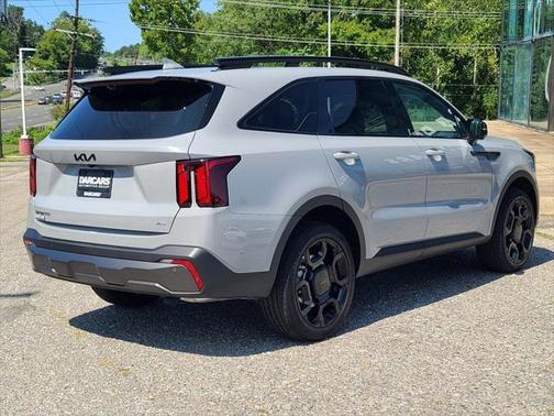 2025 Kia Sorento SX