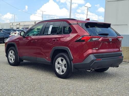 2019 Toyota RAV4 Hybrid XLE