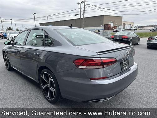 2022 Volkswagen Passat 2.0T R-Line