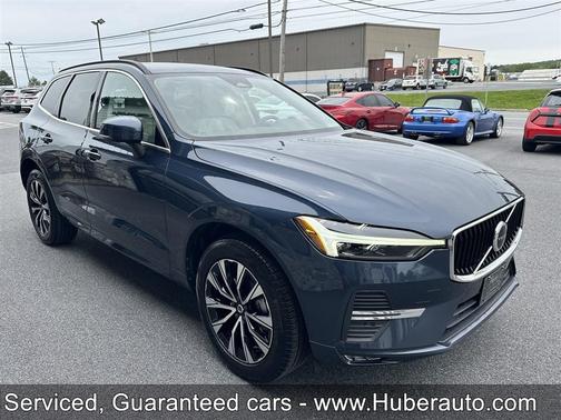 Denim Blue Metallic 2022 Volvo XC60 B5 Momentum