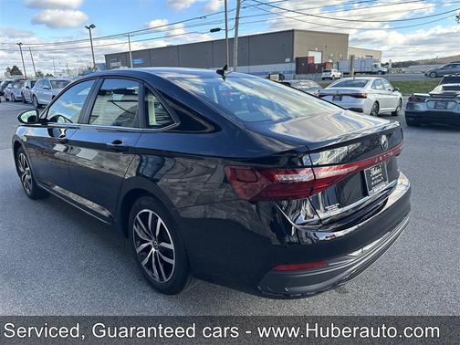 2025 Volkswagen Jetta 1.5T SE