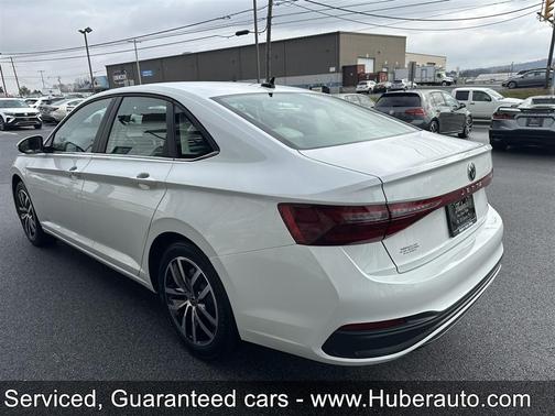 2025 Volkswagen Jetta 1.5T SE