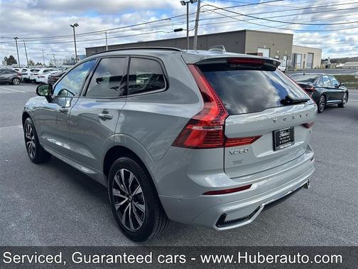 2024 Volvo XC60 B5 Plus Dark Theme