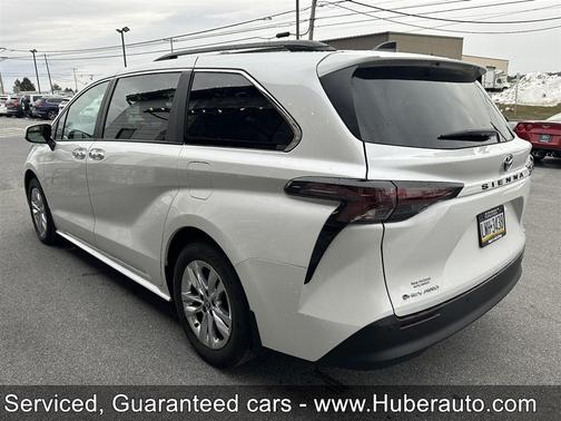 2025 Toyota Sienna XLE