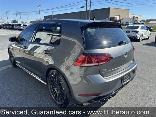 2018 Volkswagen Golf R 2.0T DSG