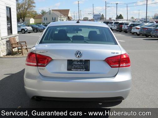 2014 Volkswagen Passat 1.8T Auto SE w/Sunroof & Nav