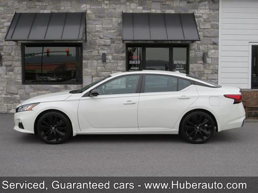 2022 Nissan Altima SR FWD