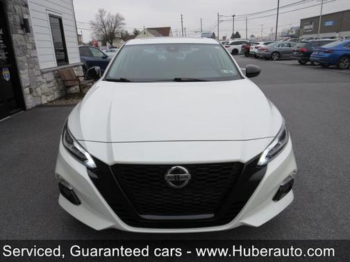 2022 Nissan Altima SR FWD
