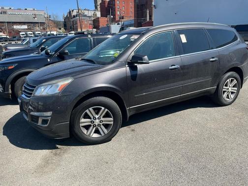 Tungsten Metallic 2017 Chevrolet Traverse 2LT