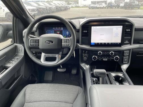 Agate Black Metallic 2026 Ford F-150 XLT