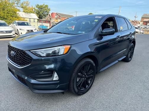 2022 Ford Edge ST Line