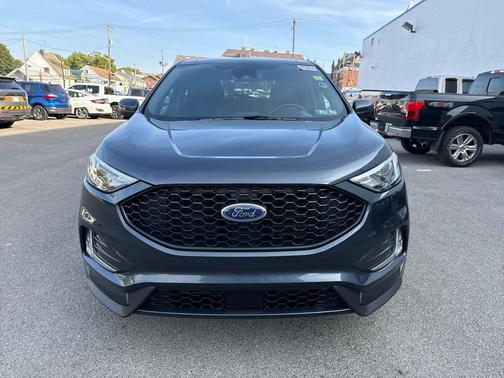 2022 Ford Edge ST Line