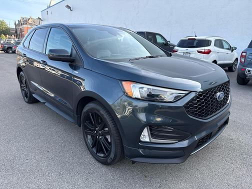 2022 Ford Edge ST Line