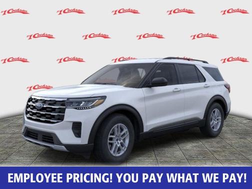 Space White Metallic 2026 Ford Explorer Active