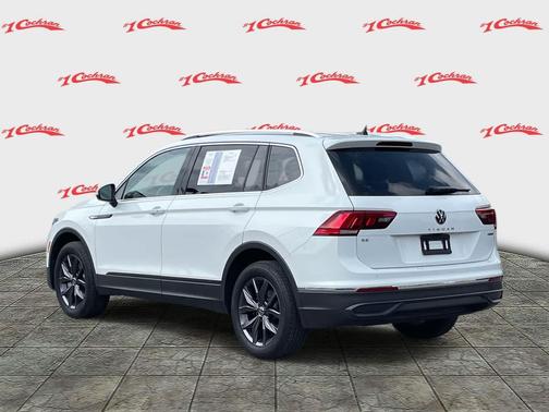 2024 Volkswagen Tiguan 2.0T SE 4MOTION