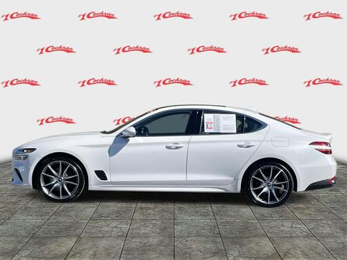 2022 Genesis G70 2.0T AWD