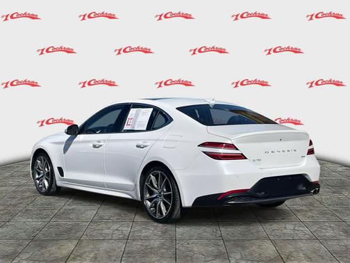 2022 Genesis G70 2.0T AWD
