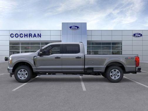2026 Ford F-350 XLT