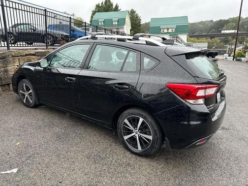 2019 Subaru Impreza 2.0i Premium