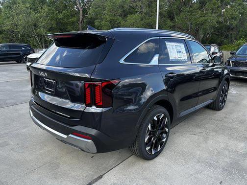 2025 Kia Sorento SX