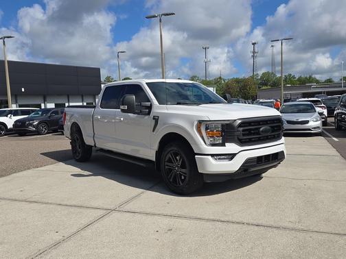 Oxford White 2021 Ford F-150 XLT