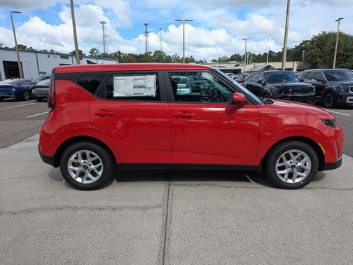 2025 Kia Soul S