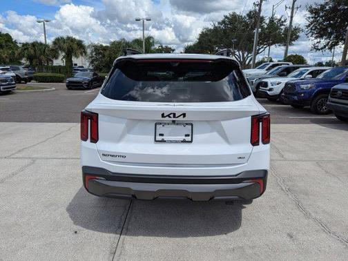 2025 Kia Sorento SX
