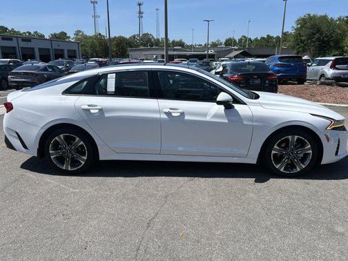 2024 Kia K5 EX