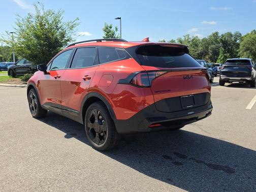 Runway Red 2026 Kia Sportage X-Line