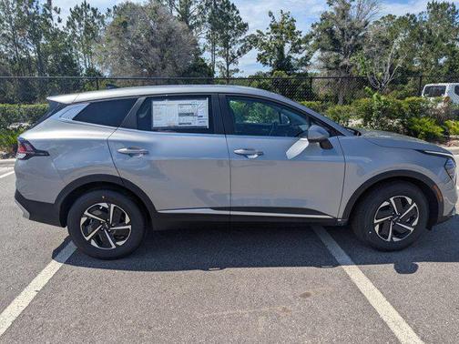 2025 Kia Sportage Hybrid LX