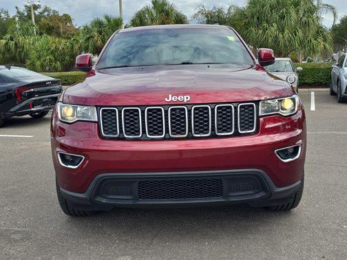 2021 Jeep Grand Cherokee Laredo