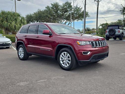 2021 Jeep Grand Cherokee Laredo