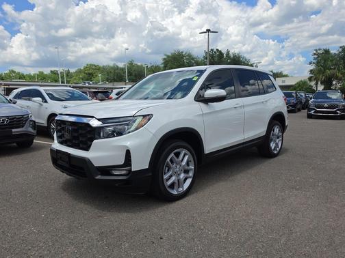 Platinum White Pearl 2024 Honda Passport AWD EX-L
