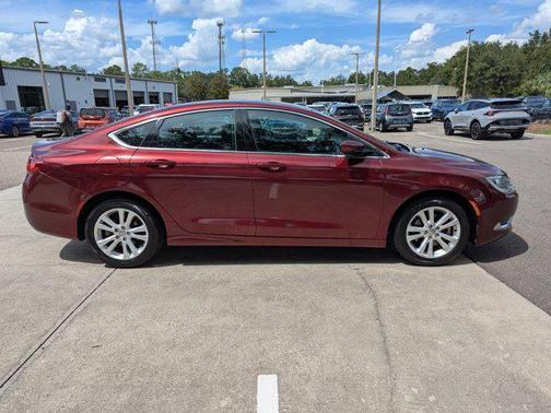 2017 Chrysler 200 Limited
