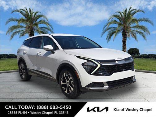 Glacial White Pearl 2023 Kia Sportage EX