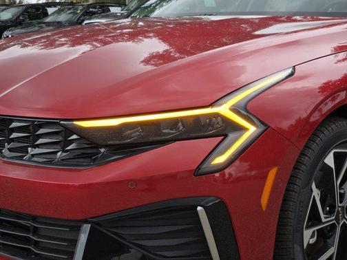 2025 Kia K5 EX