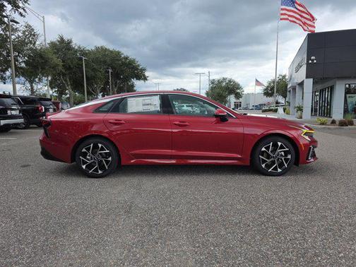 2025 Kia K5 EX