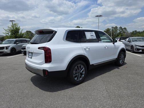 2025 Kia Telluride LX